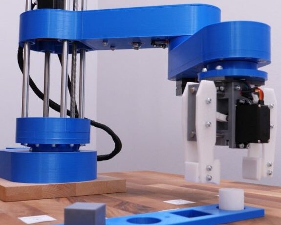 brazo scara impreso en 3d con componentes de impresora 3d 5f7fbb470fef6 - Electrogeek